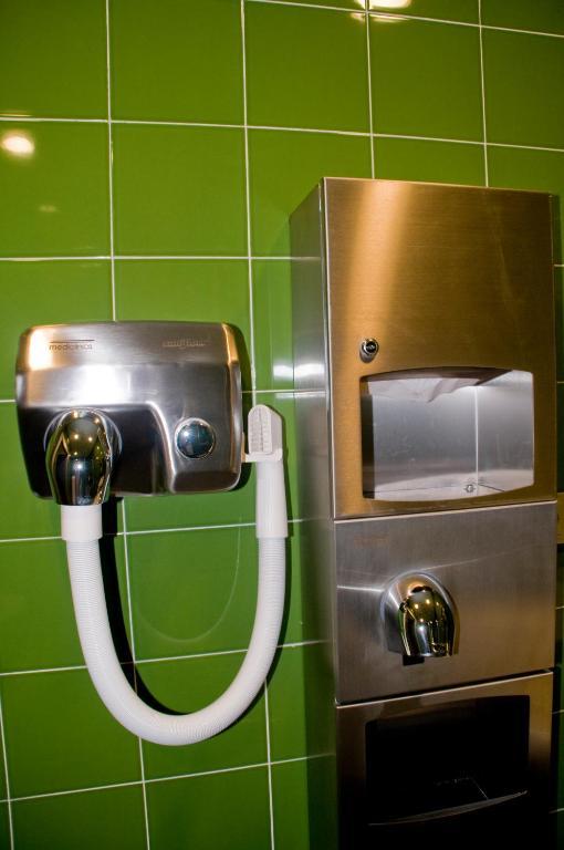 Bbk Bilbao Good Hostel חדר תמונה