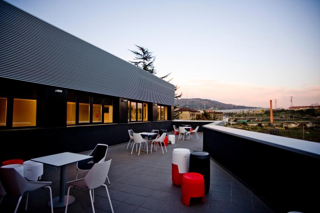 Bbk Bilbao Good Hostel מראה חיצוני תמונה