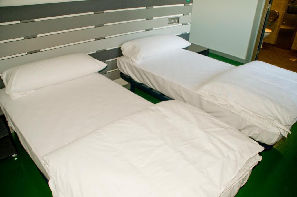 Bbk Bilbao Good Hostel מראה חיצוני תמונה