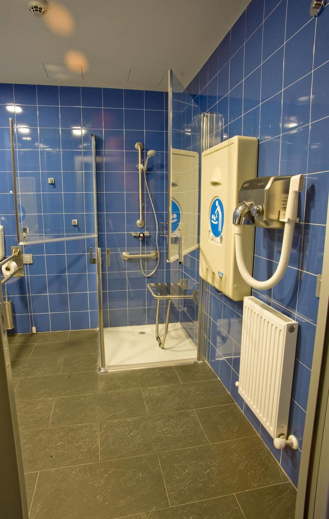 Bbk Bilbao Good Hostel מראה חיצוני תמונה