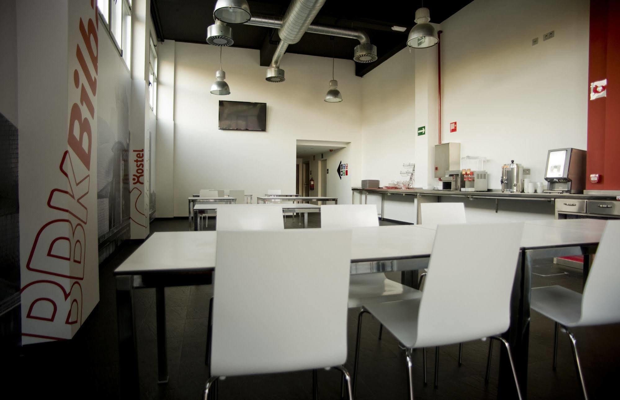 Bbk Bilbao Good Hostel מראה חיצוני תמונה