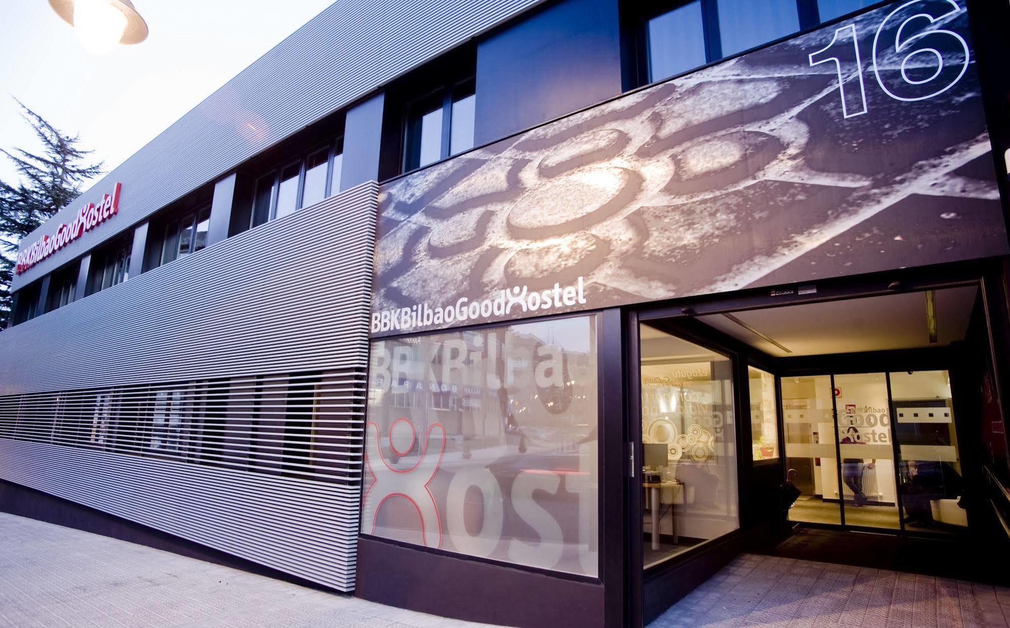 Bbk Bilbao Good Hostel מראה חיצוני תמונה