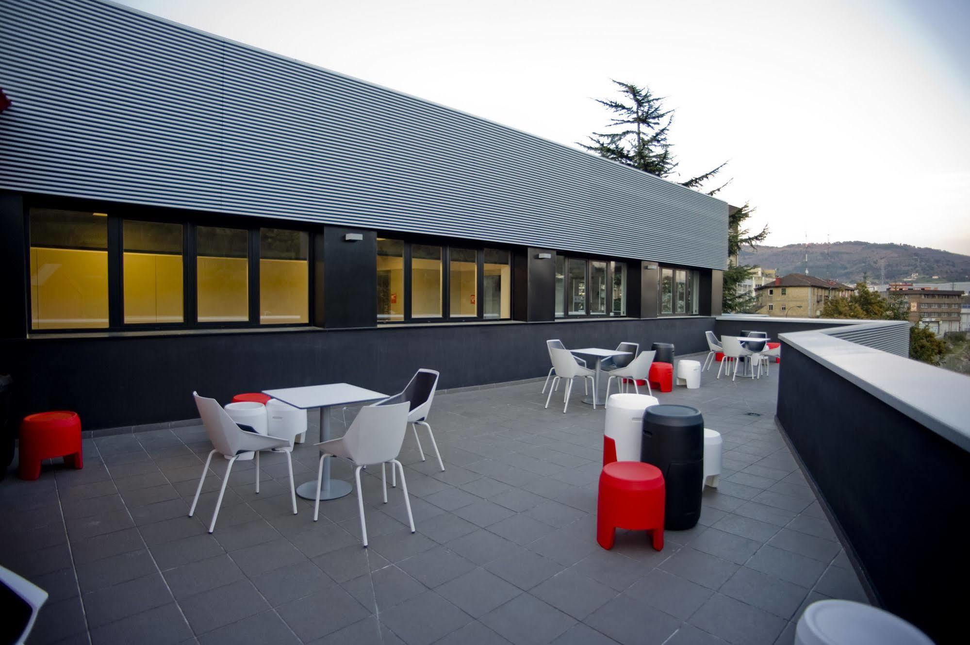 Bbk Bilbao Good Hostel מראה חיצוני תמונה