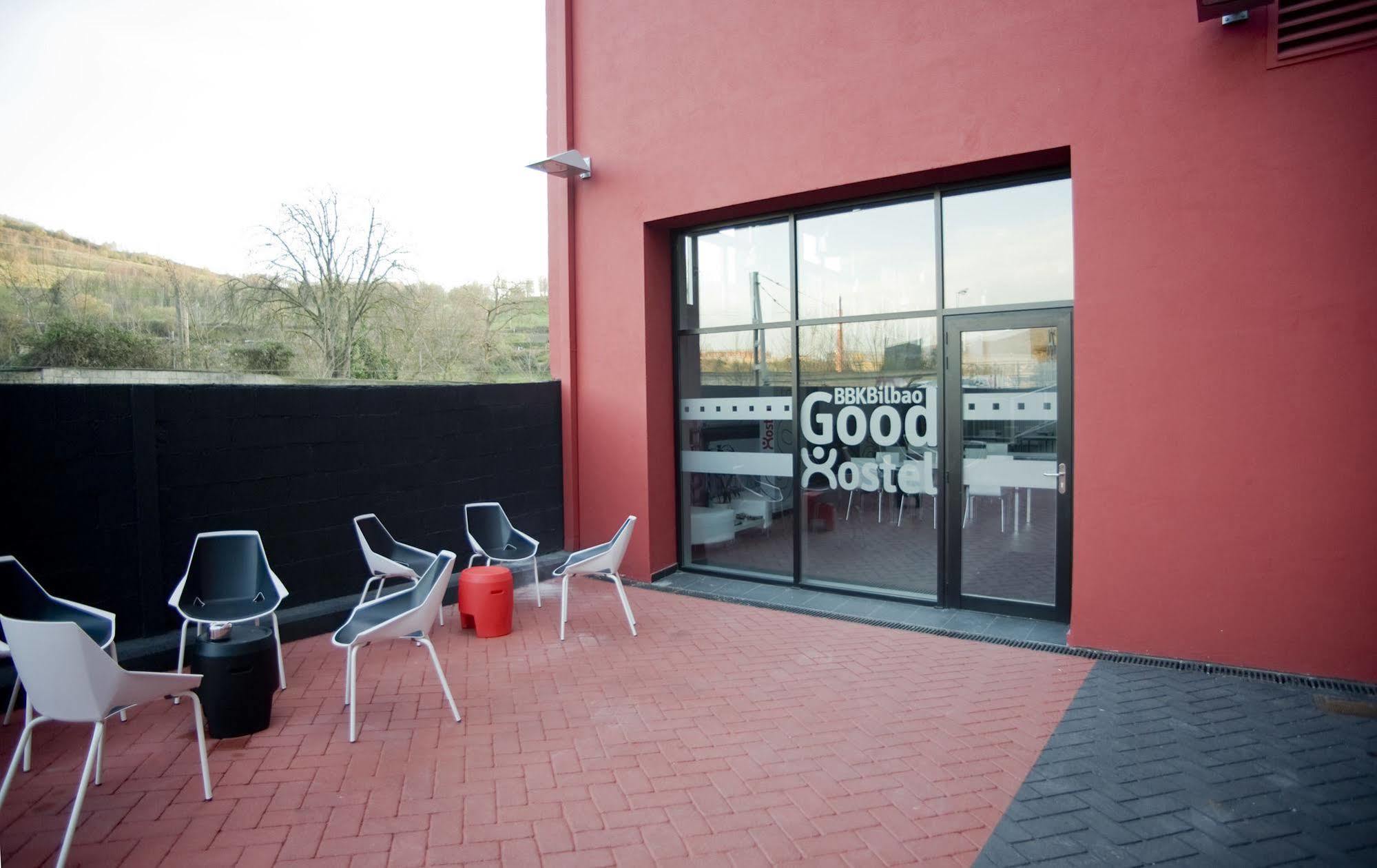 Bbk Bilbao Good Hostel מראה חיצוני תמונה